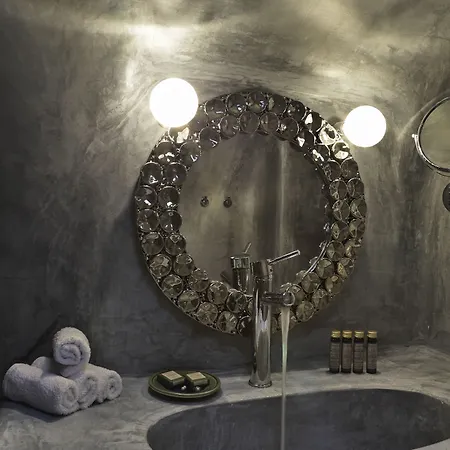 Ananda Apartment